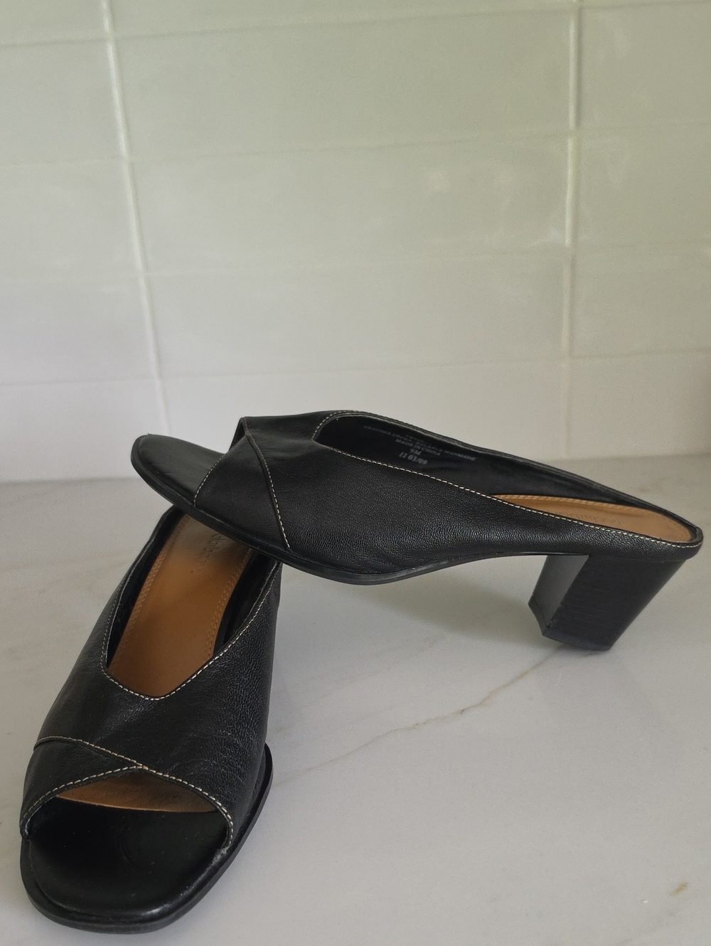 Liz Claiborne Black Leather Open Toe Block Heel Mules - Size 9